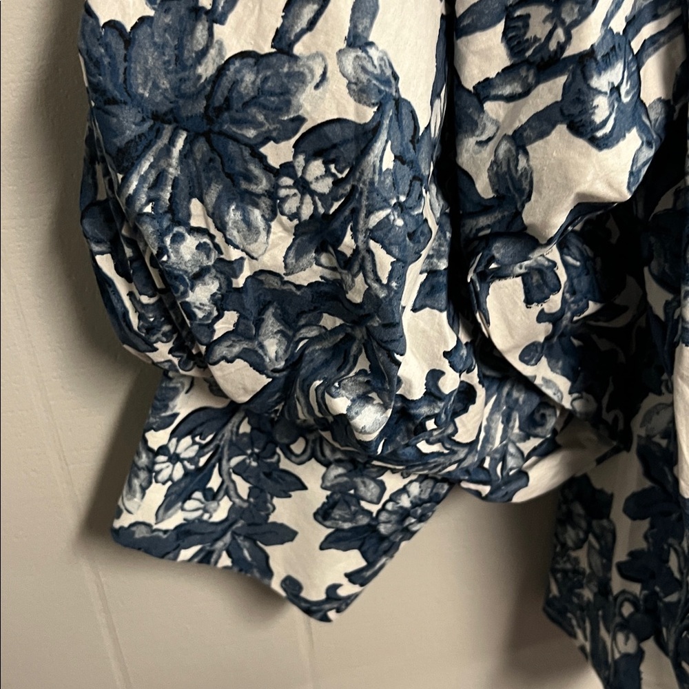 NWT Floral Jodifl Blouse Large Blue - Picture 8 of 17